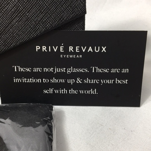 Privé Revaux Womens Rose Gold Pink Sunglasses With Case Like-New - Picture 9 of 16